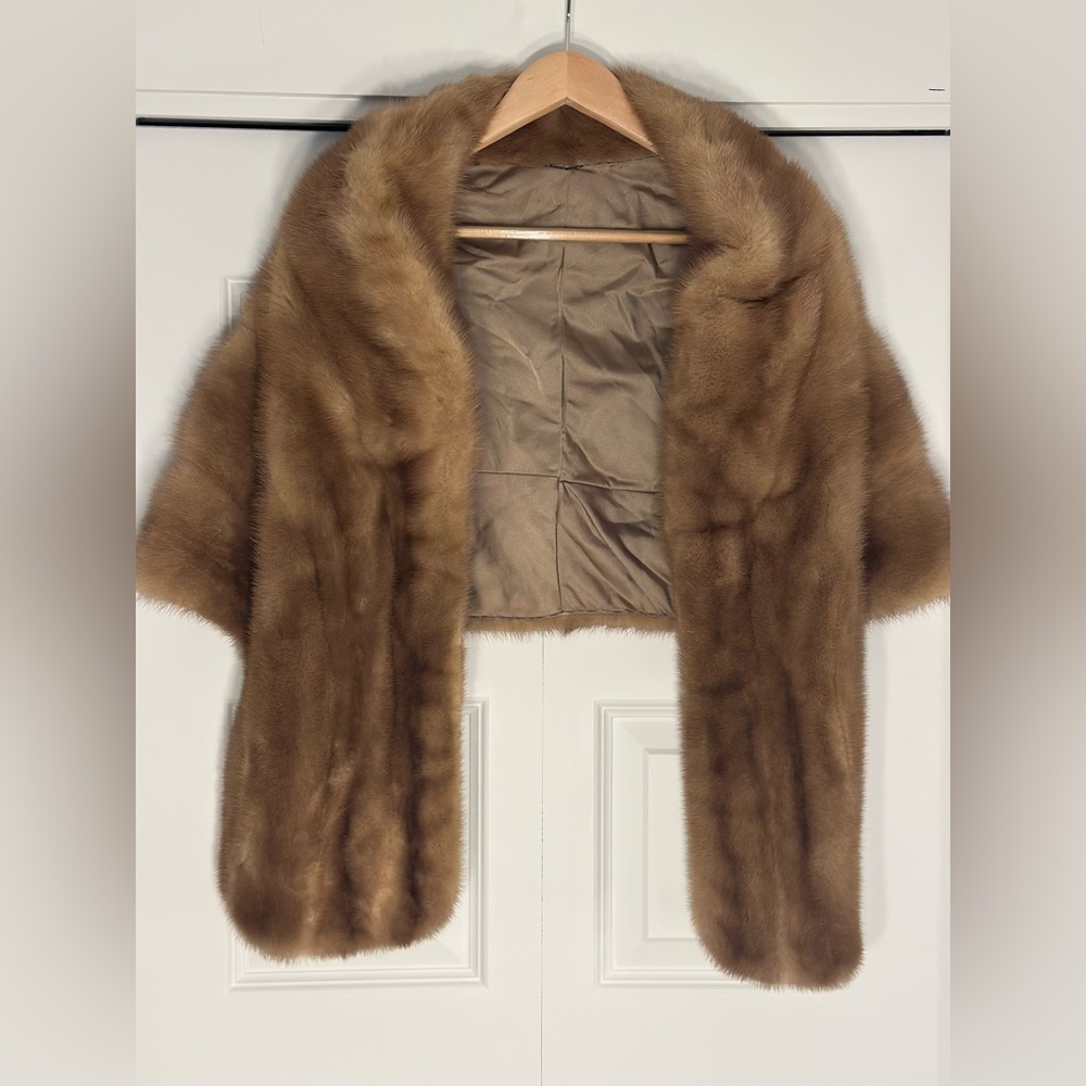 Vintage Palomino Blonde Fur Capelet/Wrap/Stole